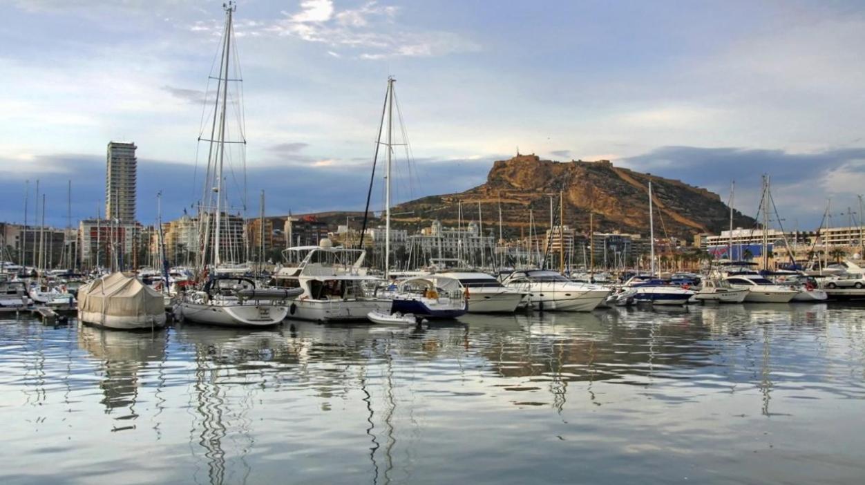 Elegance Apartment Alicante Eksteriør bilde